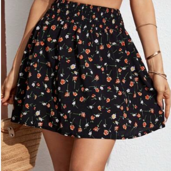 #126/127/128 SHEIN Skirt Bundle Size M - Picture 6 of 12